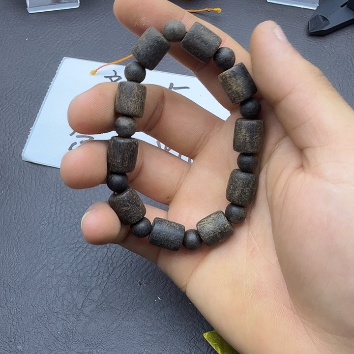 沉香碎屑沉香菩萨奇