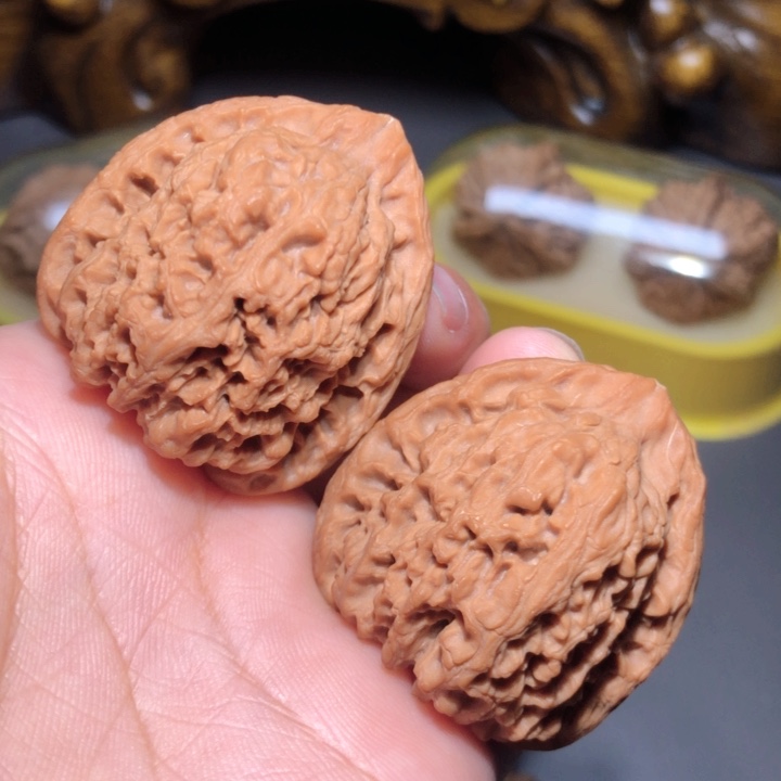 文玩核桃把件38三角疆