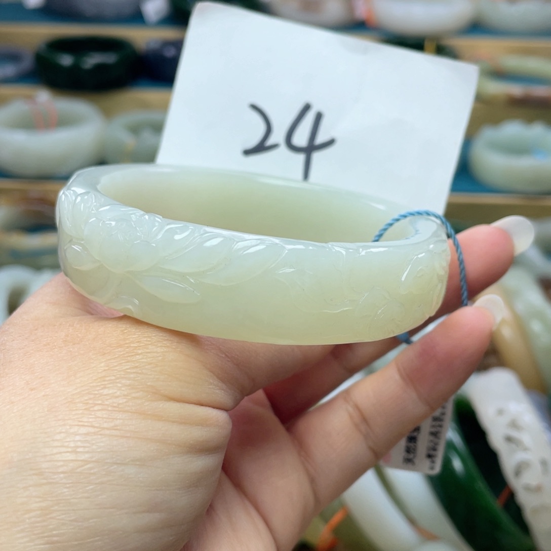 未镶嵌手镯和田玉圈口62