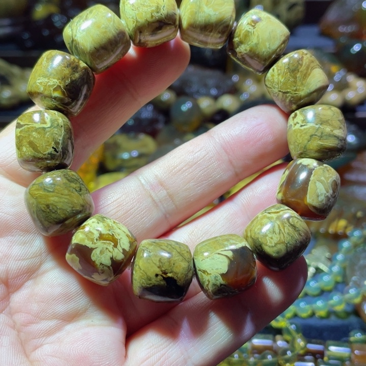 琥珀手链未镶嵌天然