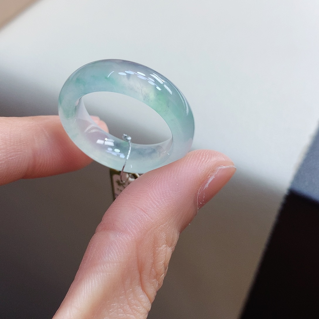 翡翠戒指未镶嵌希***放20-21号