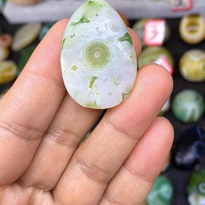 水滴款饰品奇石无孔