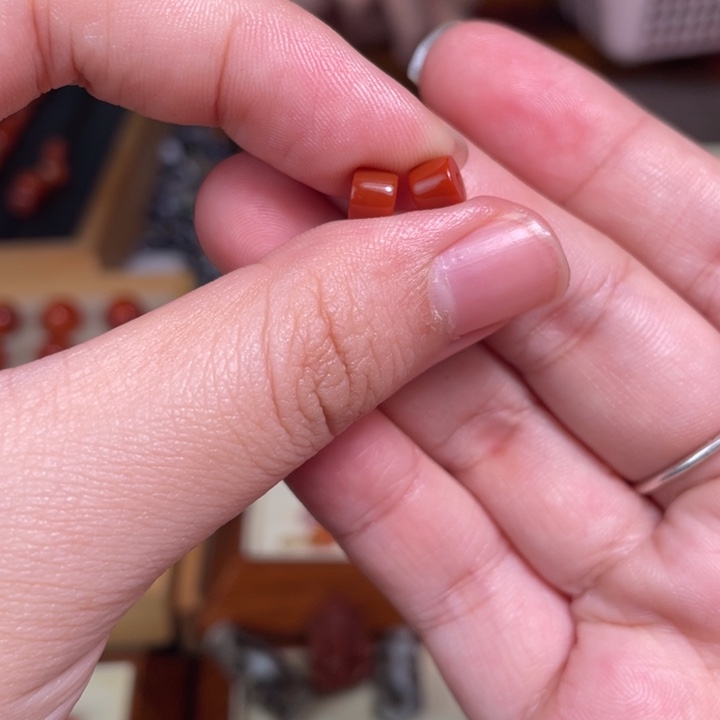 南红玛瑙未镶嵌颈饰56
