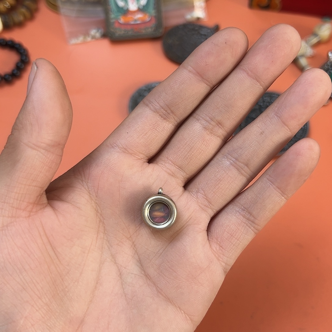 玛吉阿米藏式臻品直播间