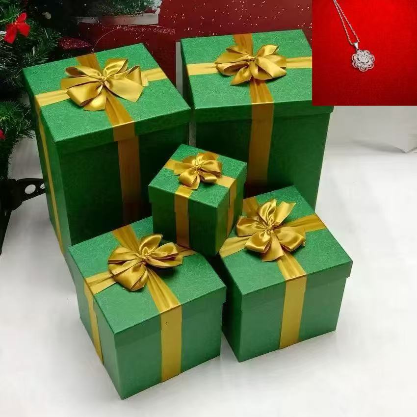 惊喜小易礼盒原创春节风格轻职风精品挂件D58