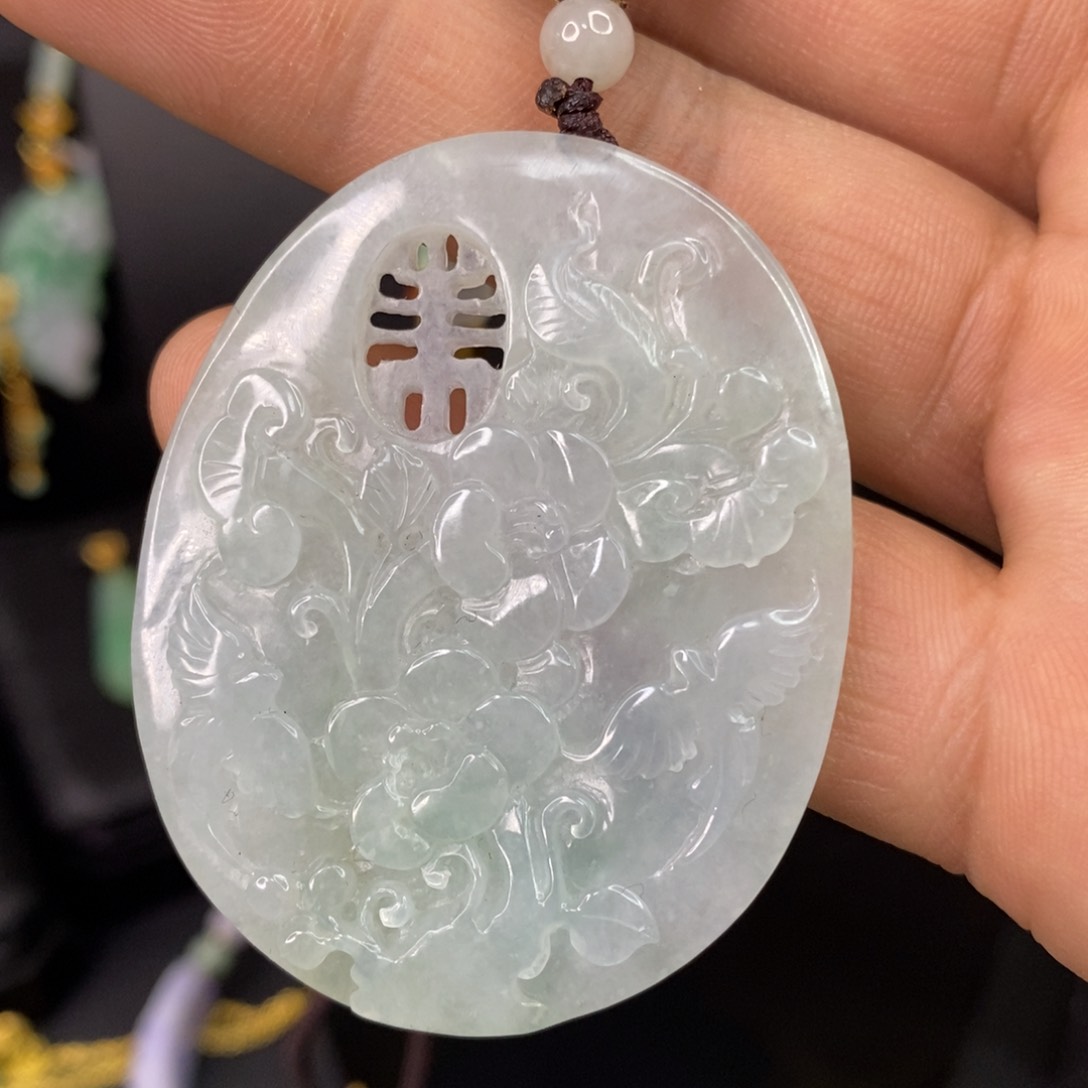 颈饰未镶嵌翡翠吊坠