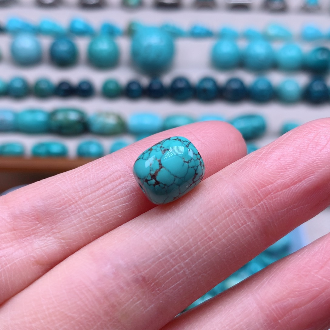 绿松石颈饰未镶嵌