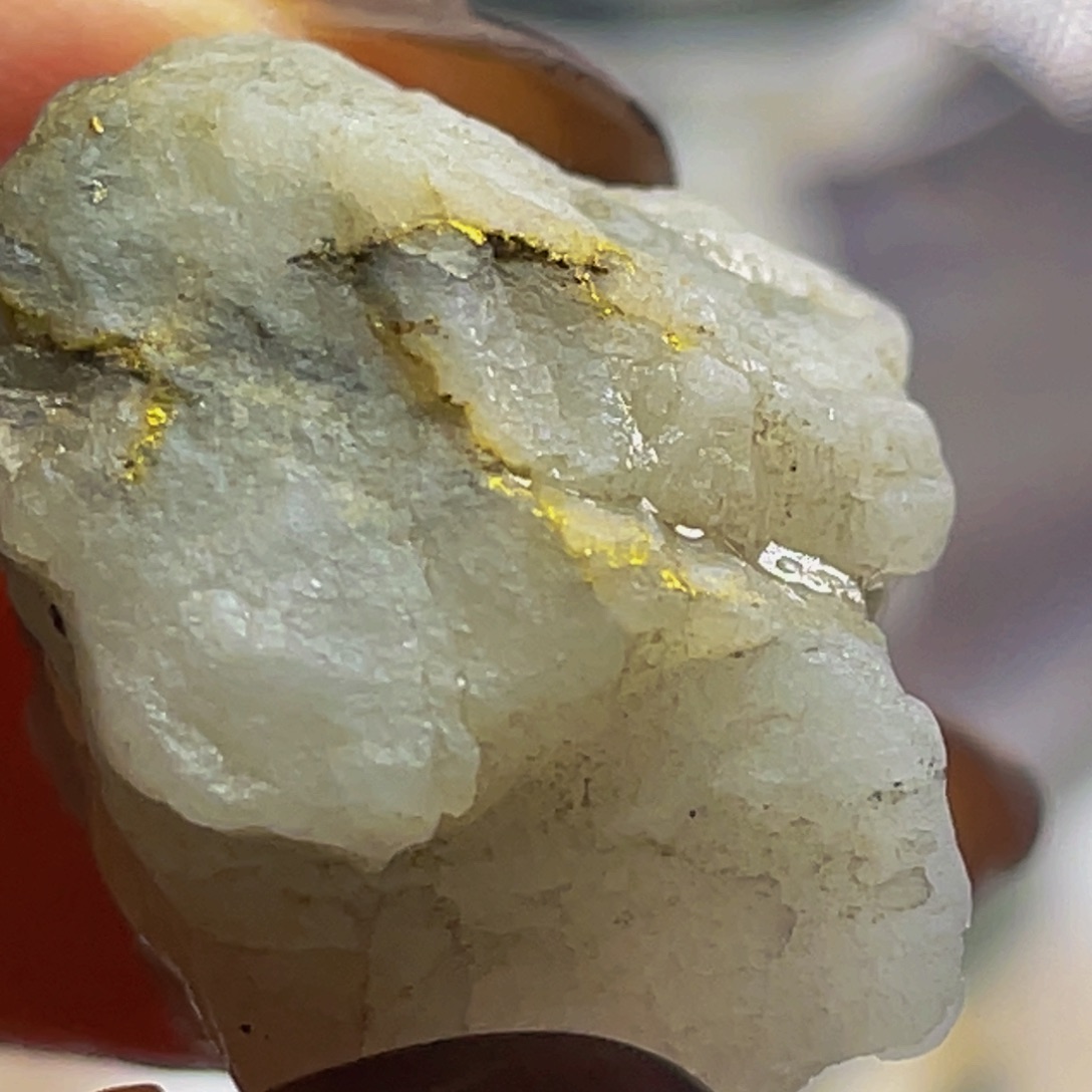 金属随*随1375g金达莱天然矿标