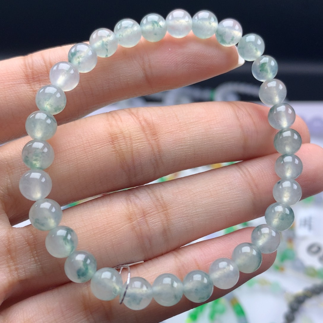 翡翠手链未镶嵌卡