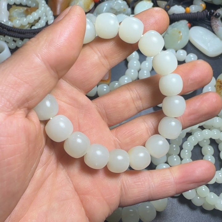 和田玉（子料）未镶嵌手链