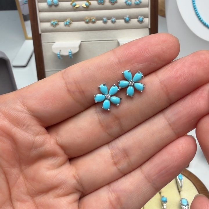 岁****绿松石银S925镶嵌耳饰