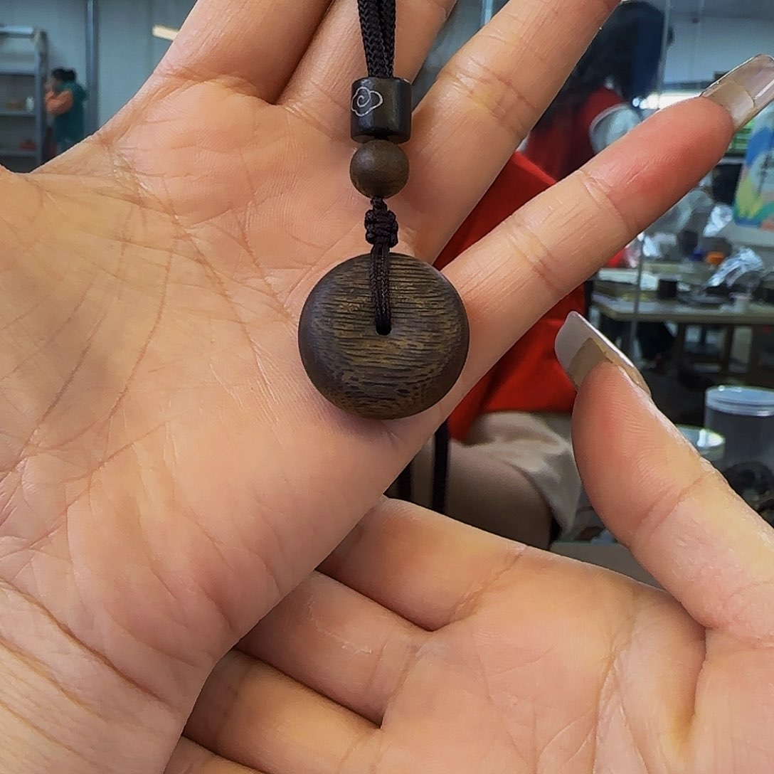 沉香吊坠多样性发货1条白棋3.3