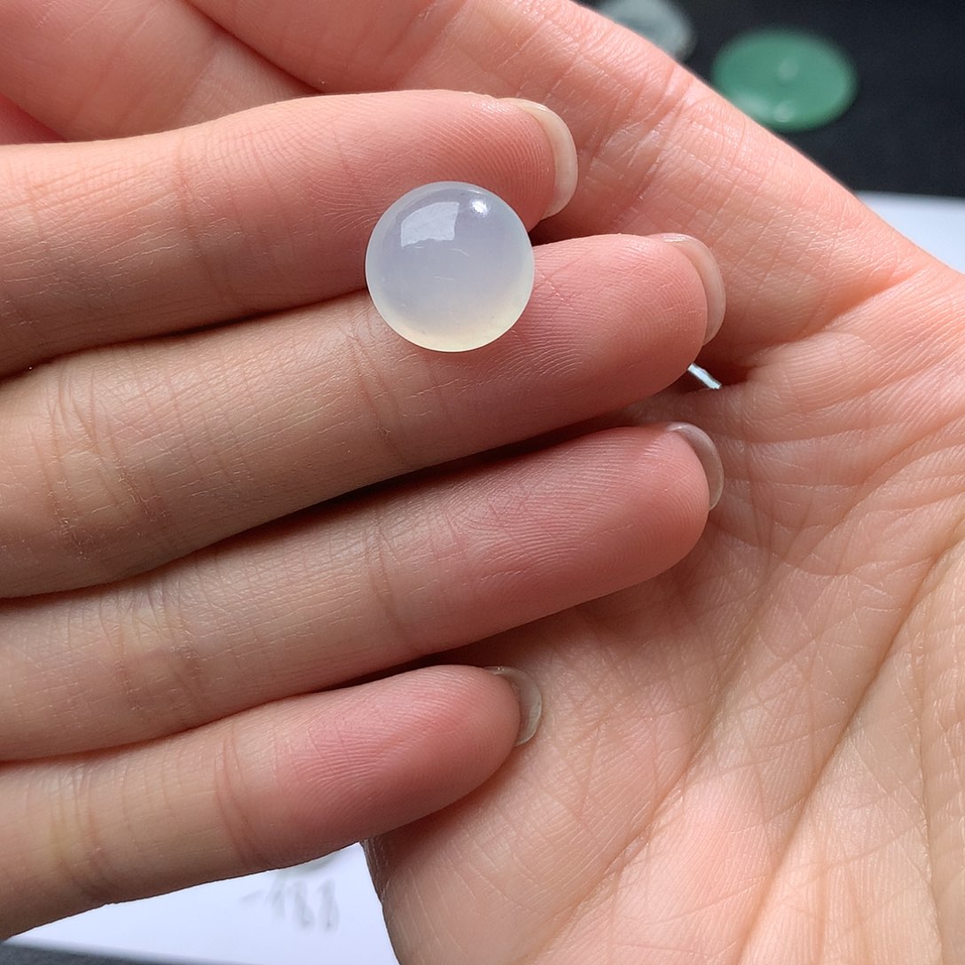 翡翠裸石翡翠冰蛋面