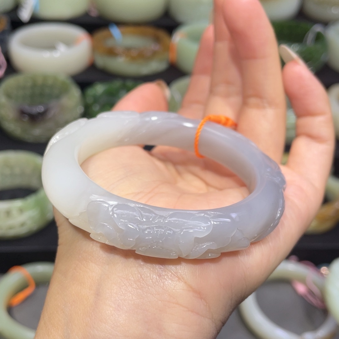 未镶嵌手镯和田玉54