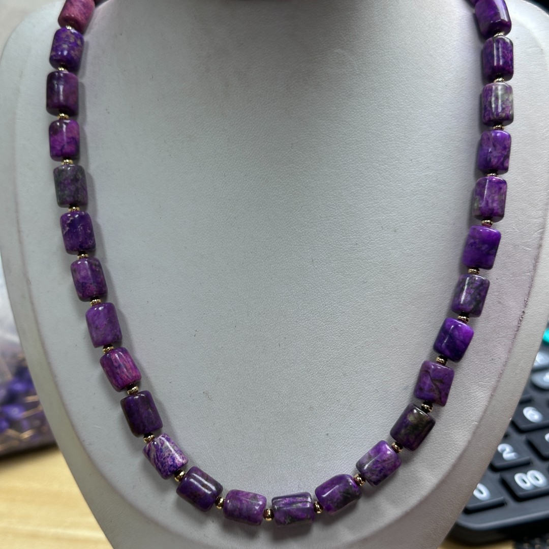 C18彩色桶珠项链