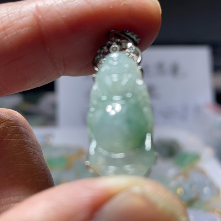 翡翠未镶嵌吊坠(不含链)