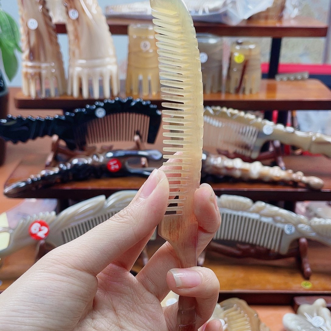 纯手工制作牛角梳一直梳微瑕