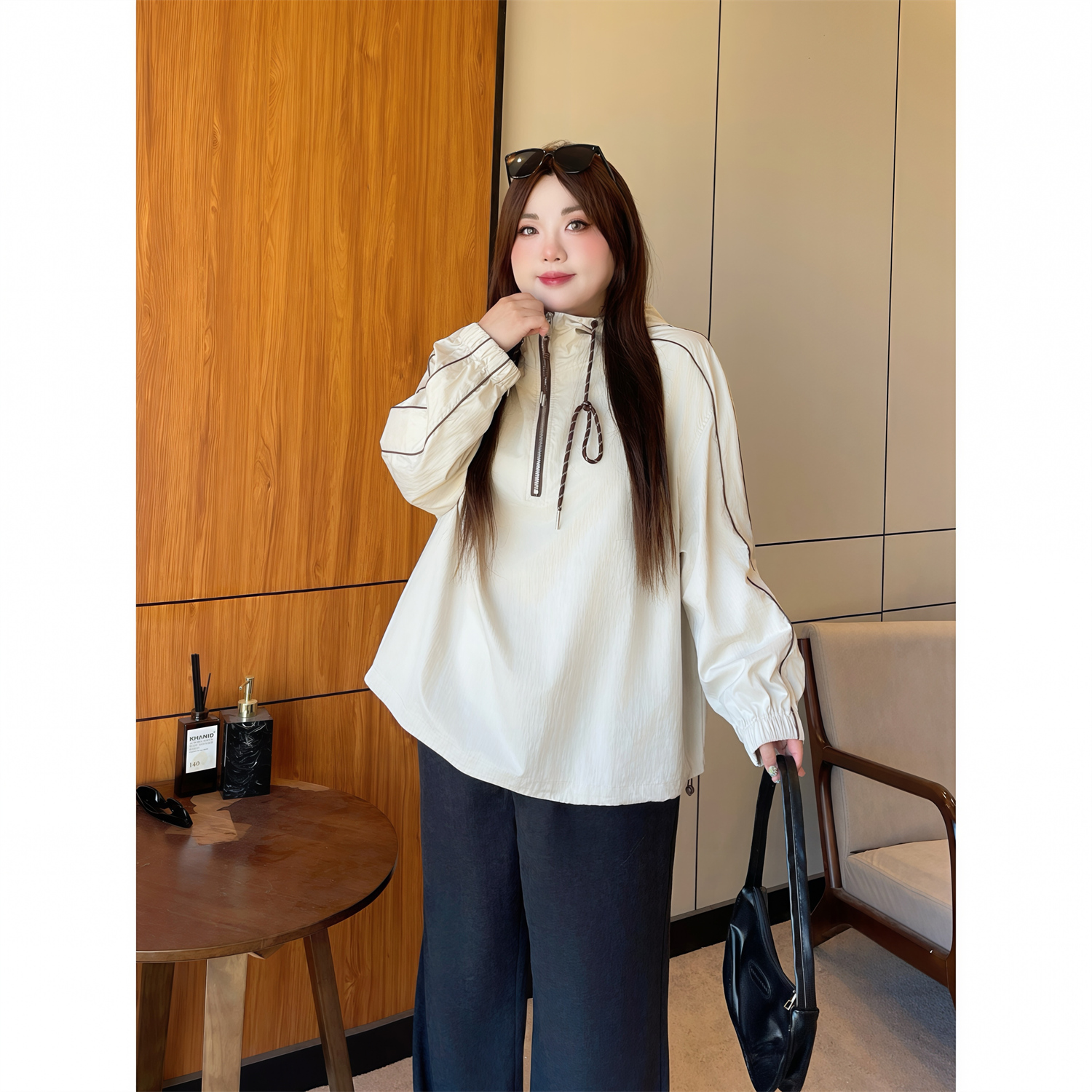 大码女装秋季简约花契200斤胖mm美式立领薄款拼接短外套12068-C