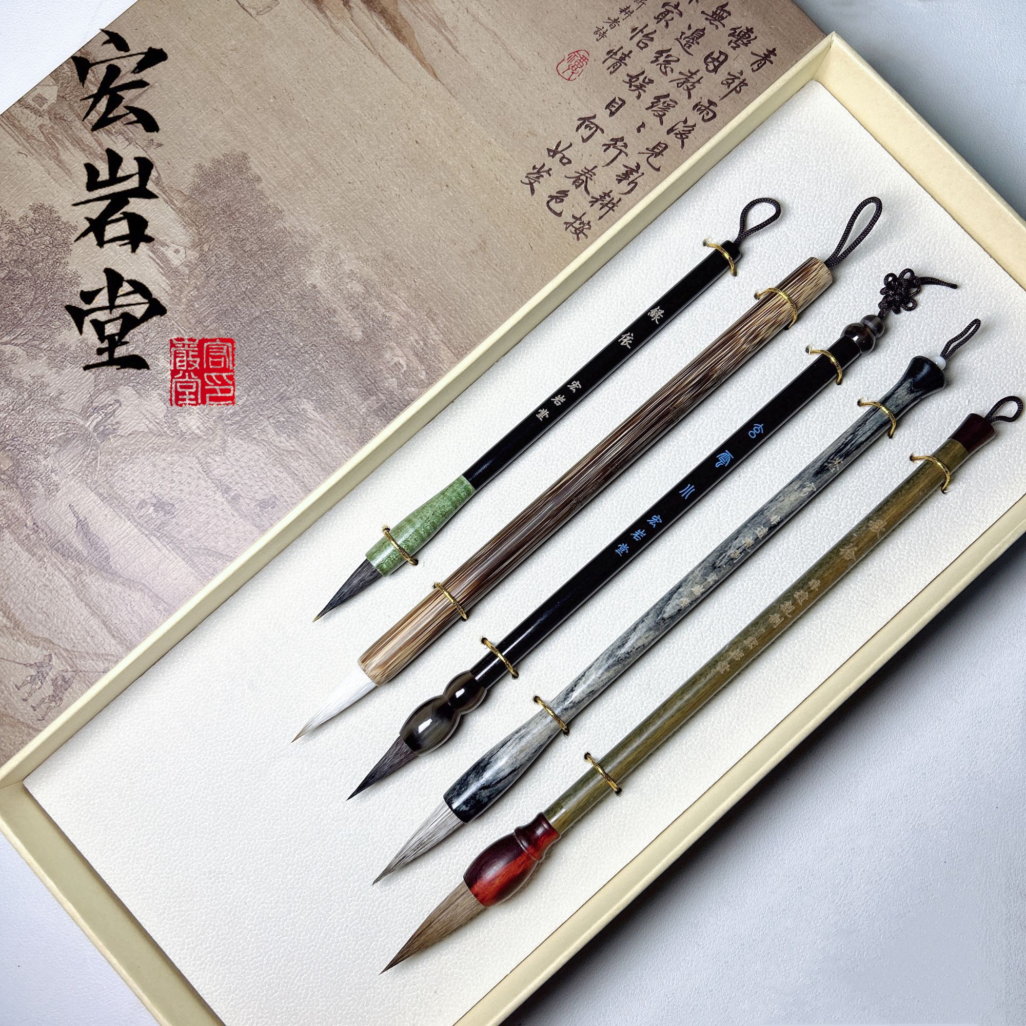 C673号  中楷高货毛笔五支套装礼盒装（清水试笔，蘸墨不退）