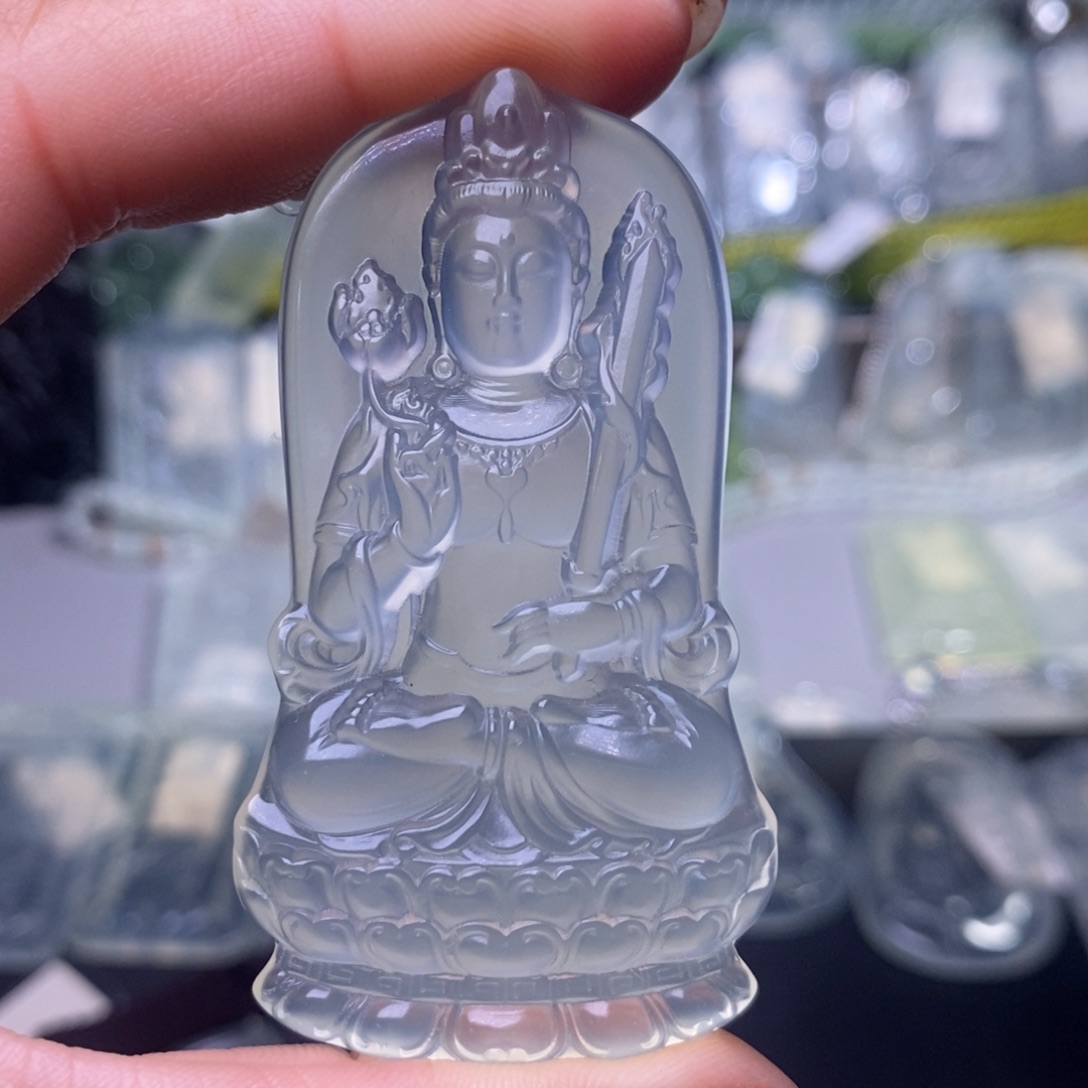 蛇纹石玉颈饰未镶嵌康****架，