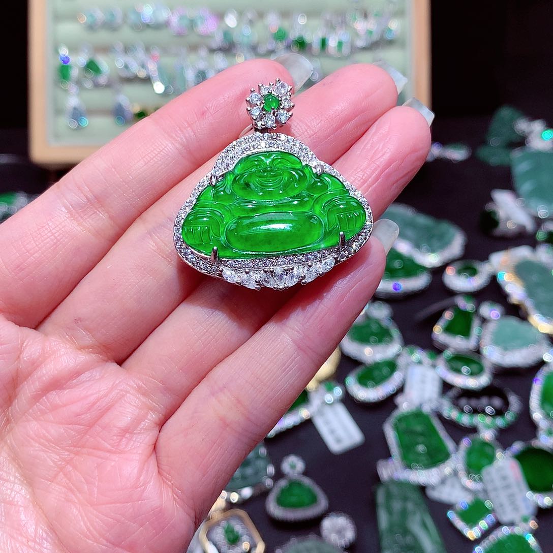 【闪购商品】翡翠吊坠(不含链)未镶嵌