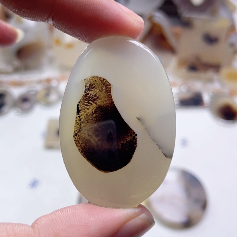 【闪购商品】玛瑙/玉髓颈饰未镶嵌