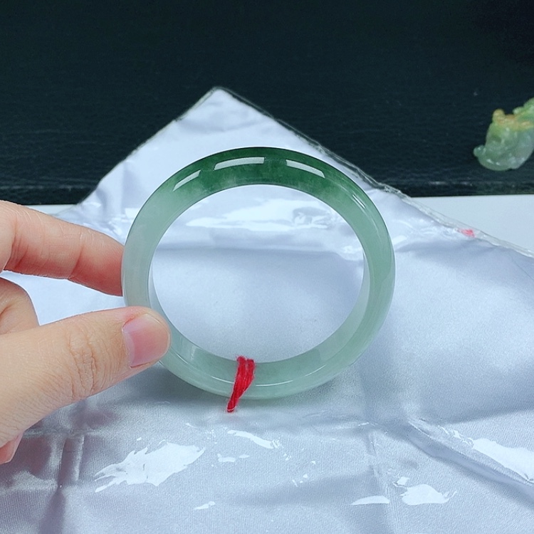 【闪购商品】翡翠手镯未镶嵌天然翡翠手镯