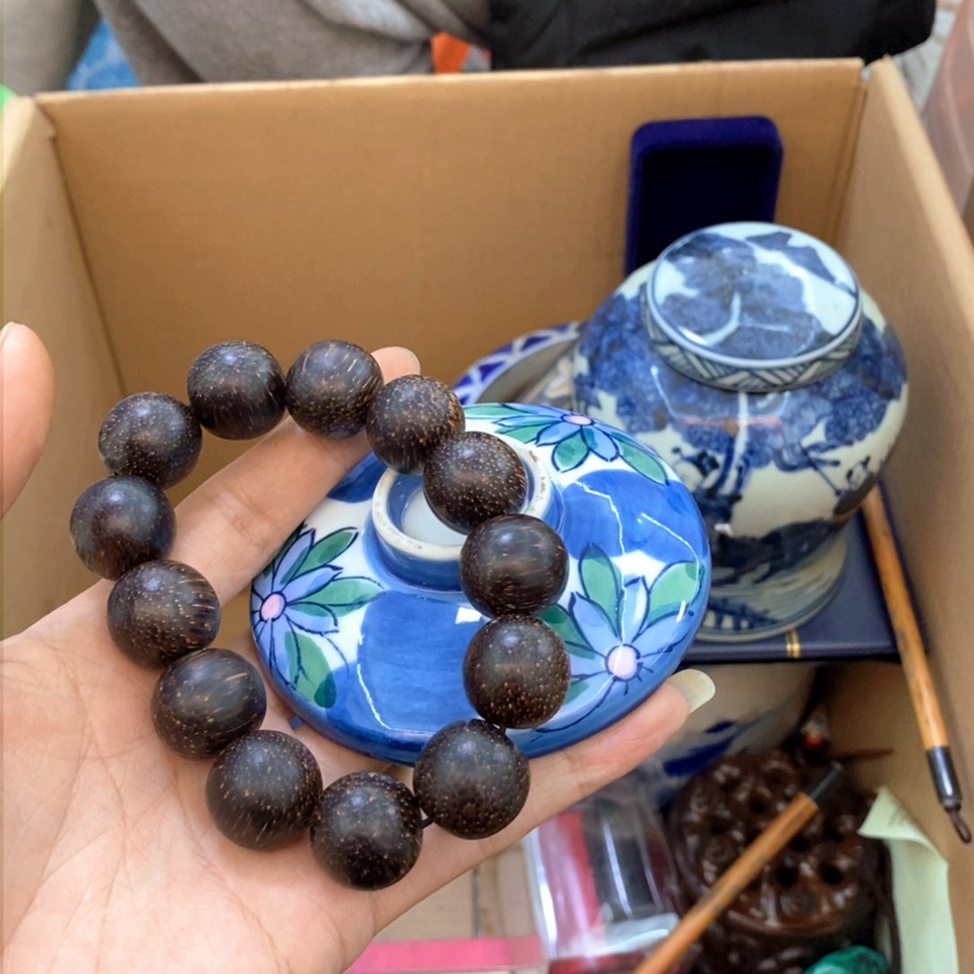 瓷片哈哈哈非物质的