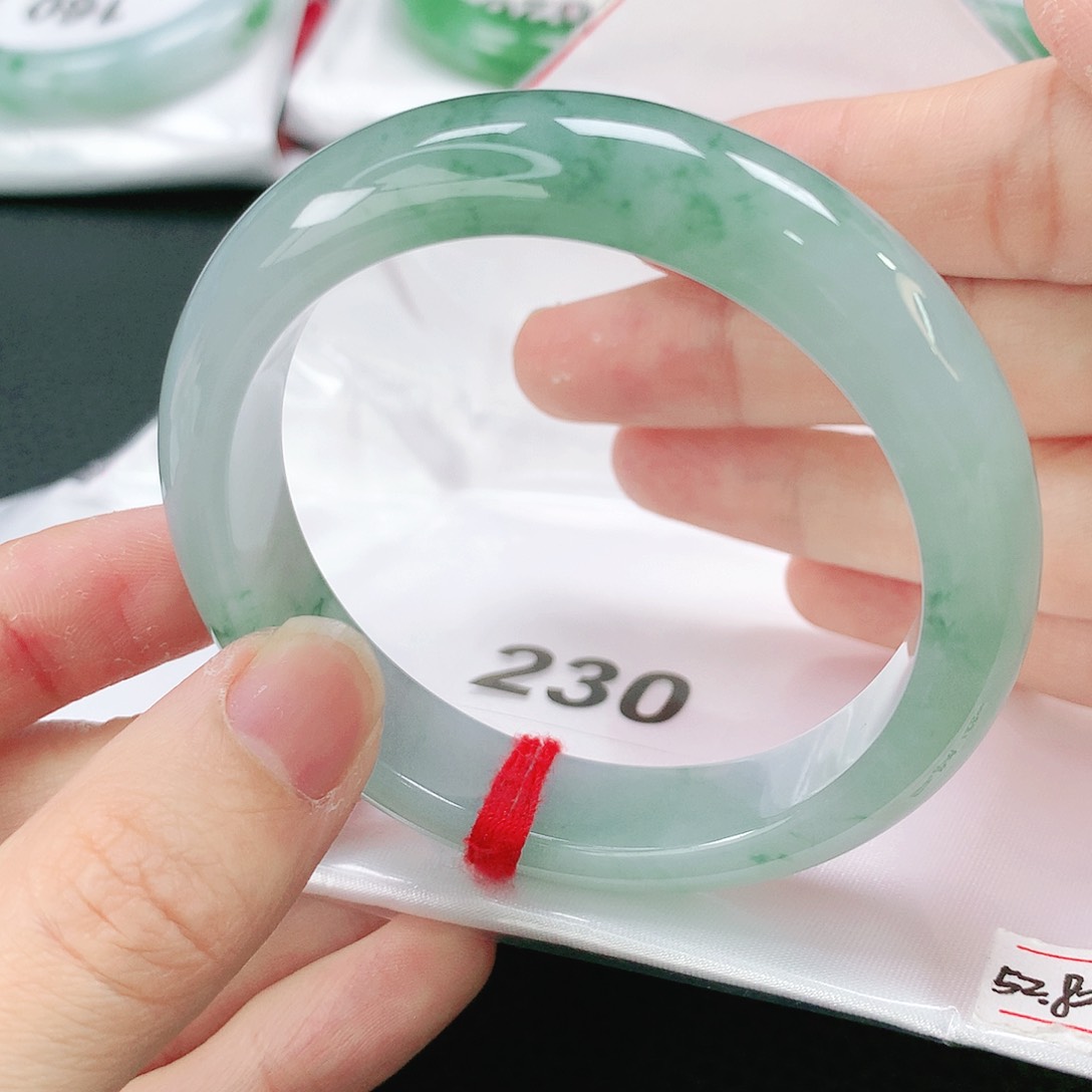 未镶嵌手镯翡翠缅甸52.8