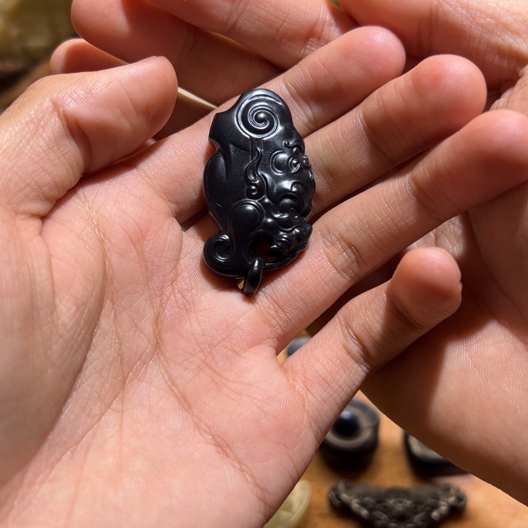 扶***风和田玉未镶嵌挂件