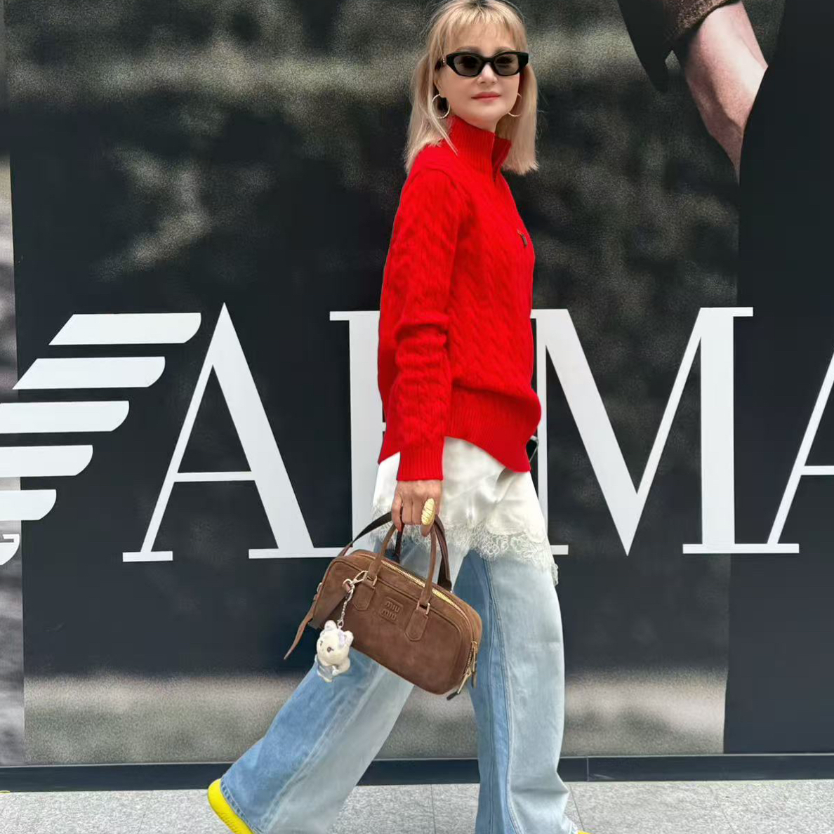 深圳南油 小马标刺绣毛衣针织厚款衫时尚秋冬网红宽松情侣款保暖