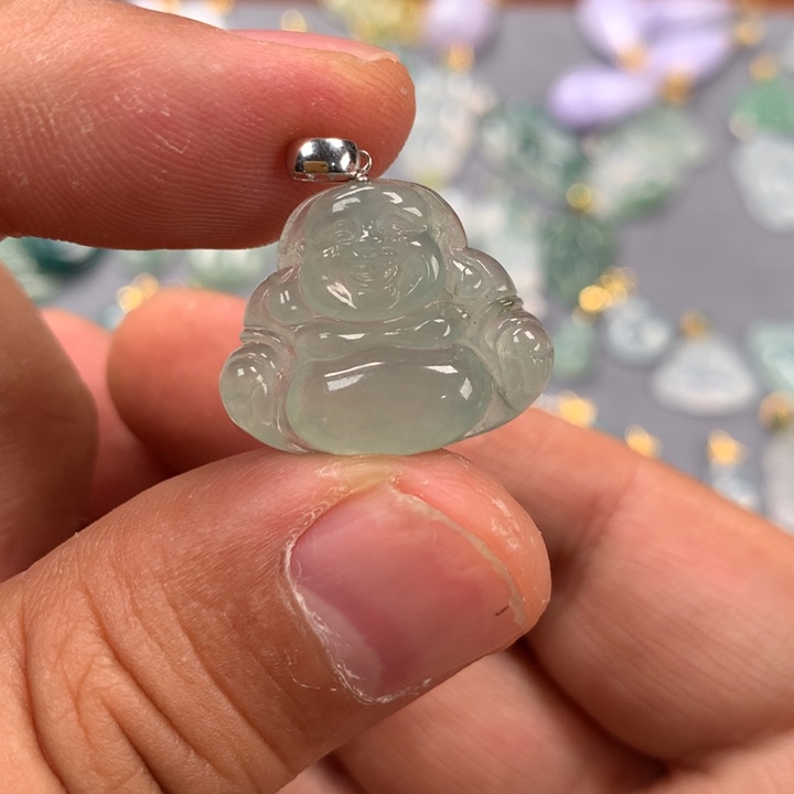 翡翠颈饰18K金镶嵌佛公