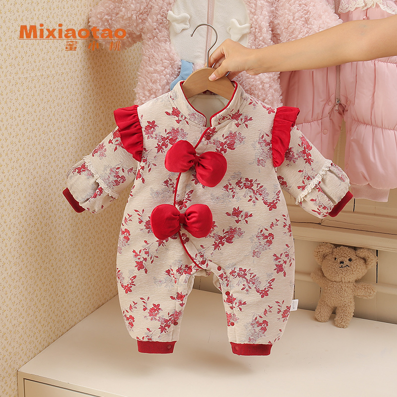 冬款嫣红蝴蝶夹棉满月百日宴周岁连体衣哈衣宝宝婴儿衣服爬服