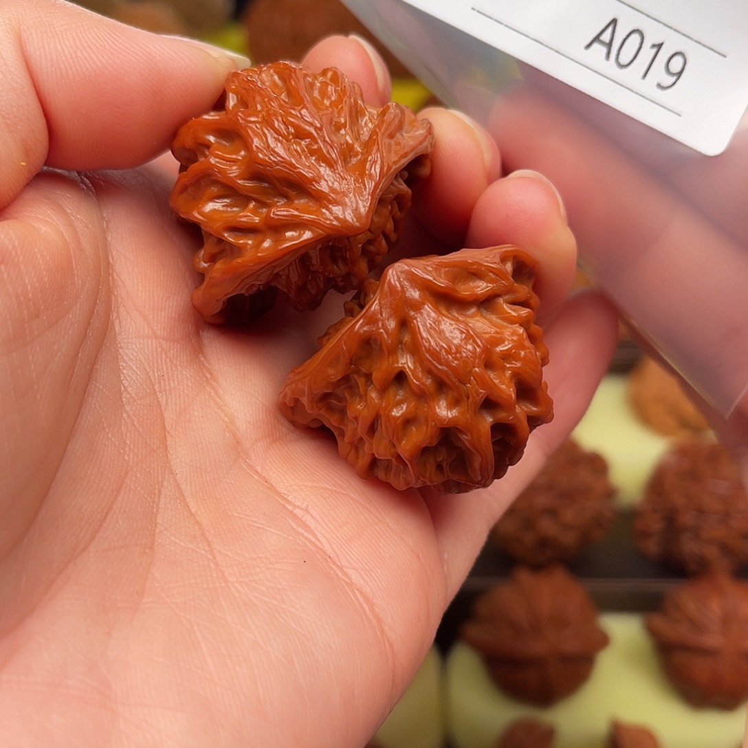 达***语桃核吊坠蛇头蛇头