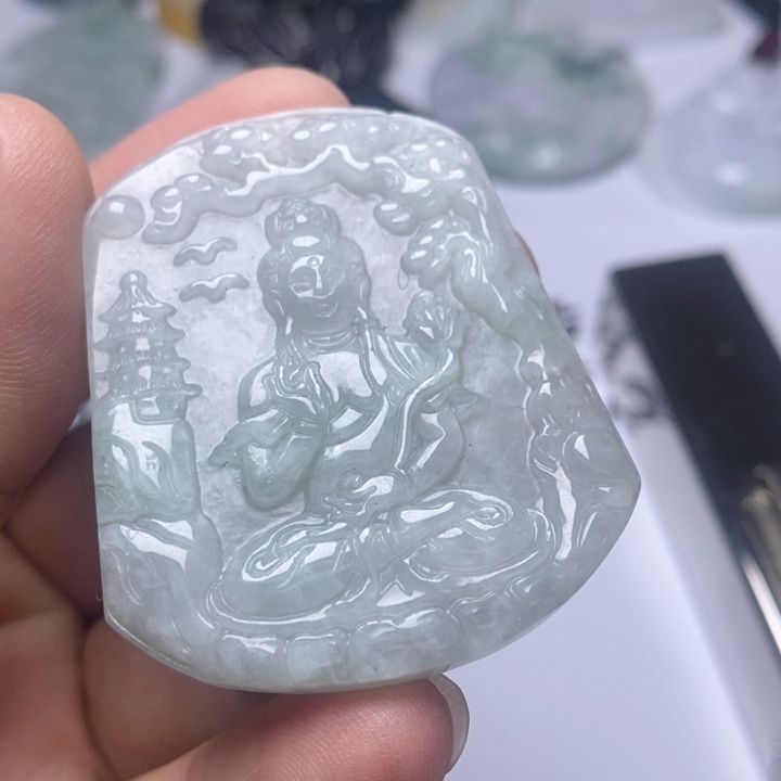 颈饰未镶嵌翡翠翡翠