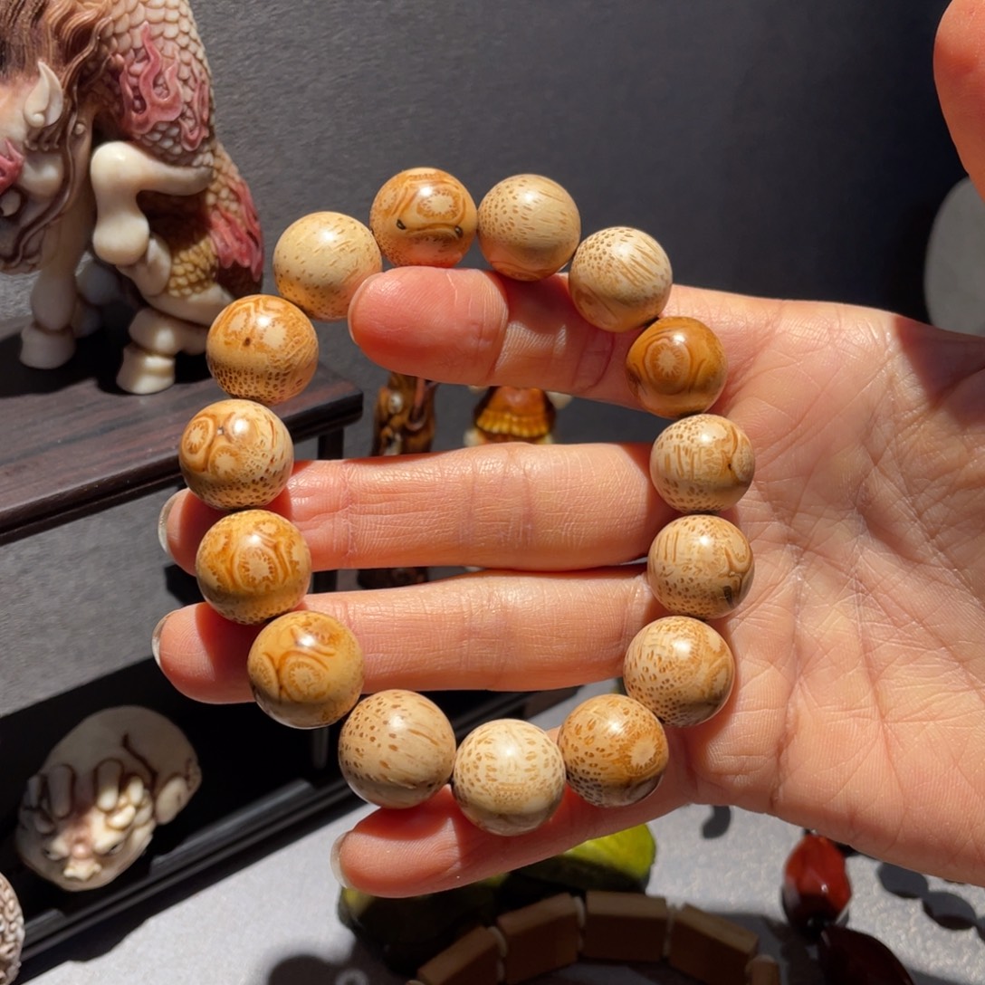 獅***趙木方颜竹木艺术手串