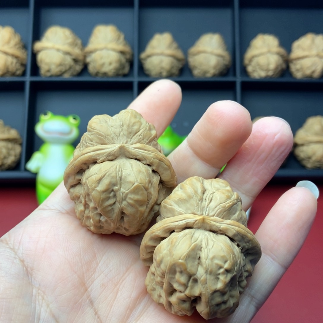 文玩核桃吊坠无**惧蛤蟆40