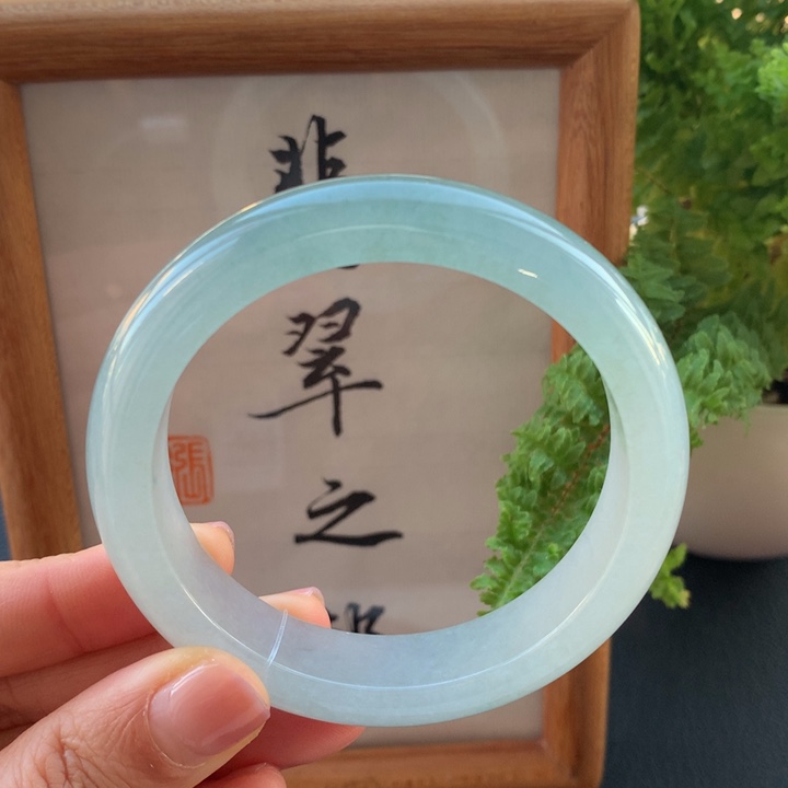 翡翠手镯未镶嵌翡翠手镯54