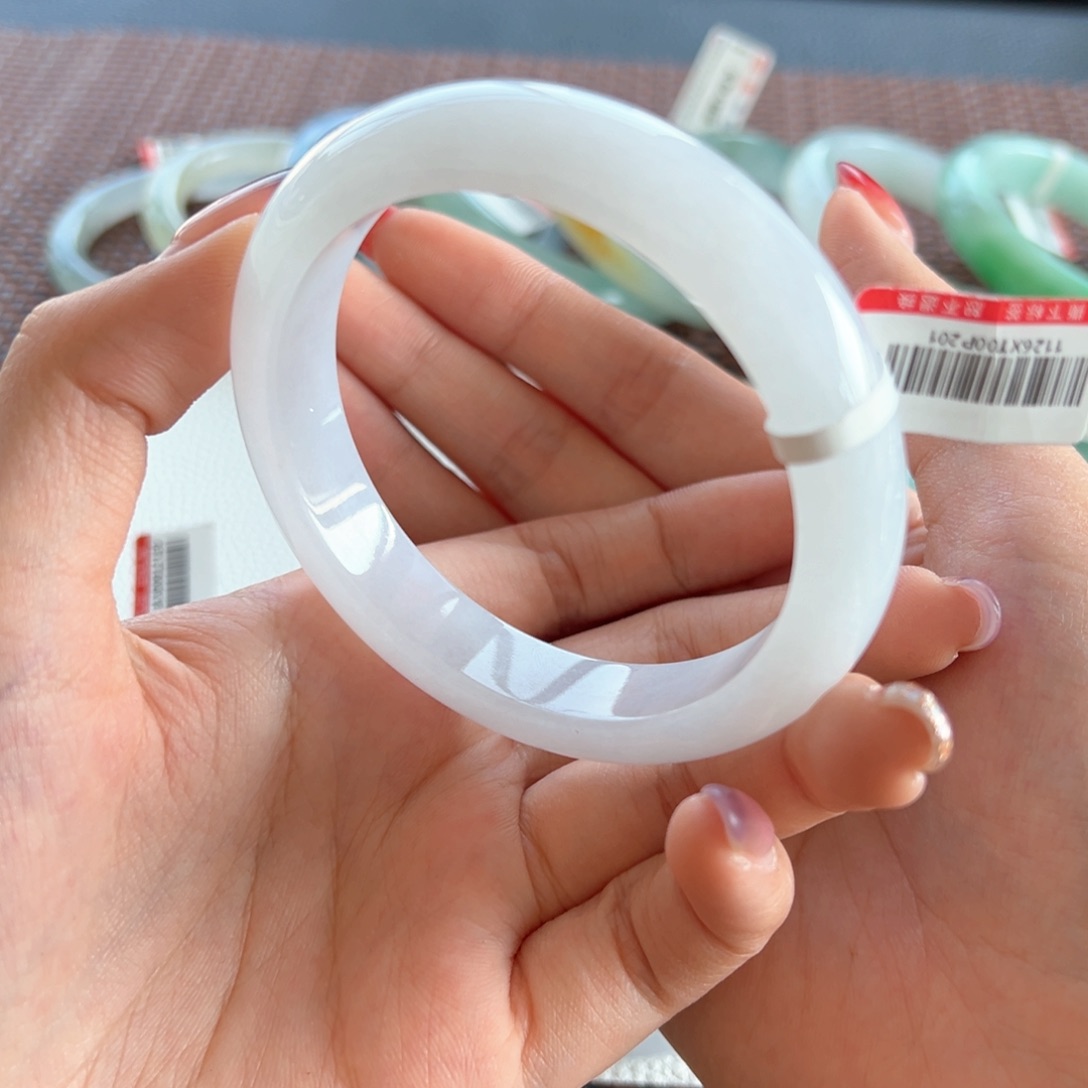 翡翠手镯未镶嵌15号 58