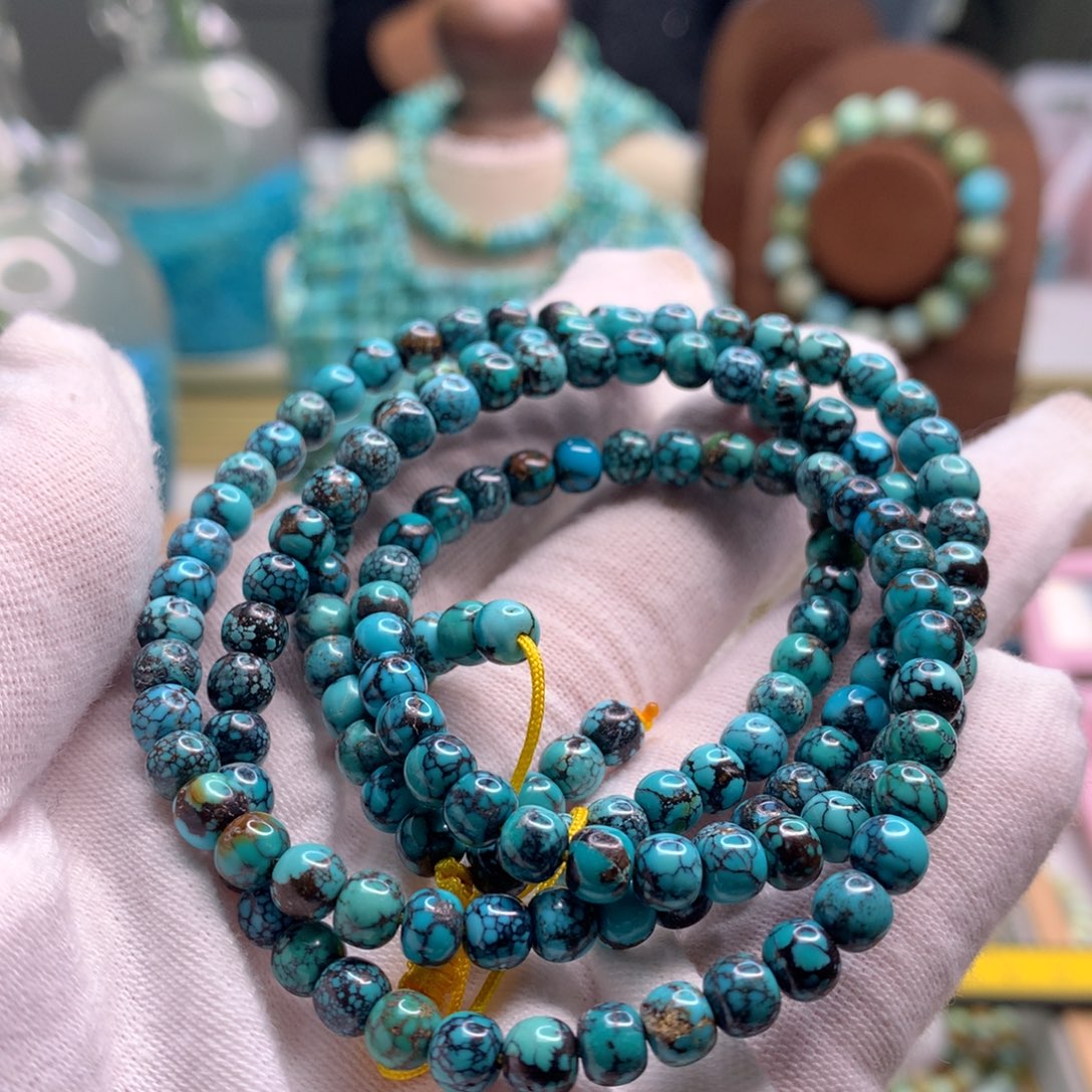 绿松石未镶嵌饰品