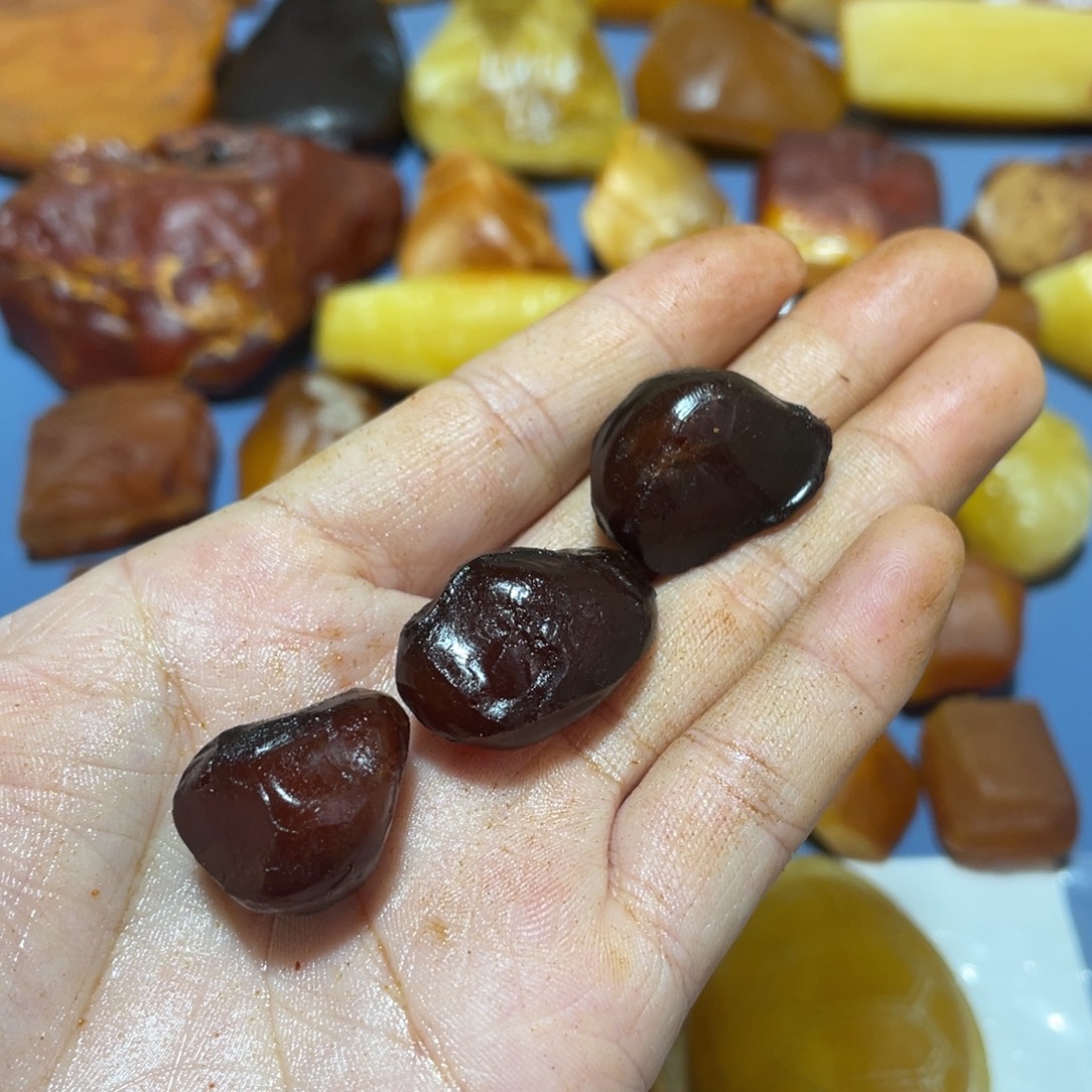 小***四定制蜜蜡未镶嵌锁骨链