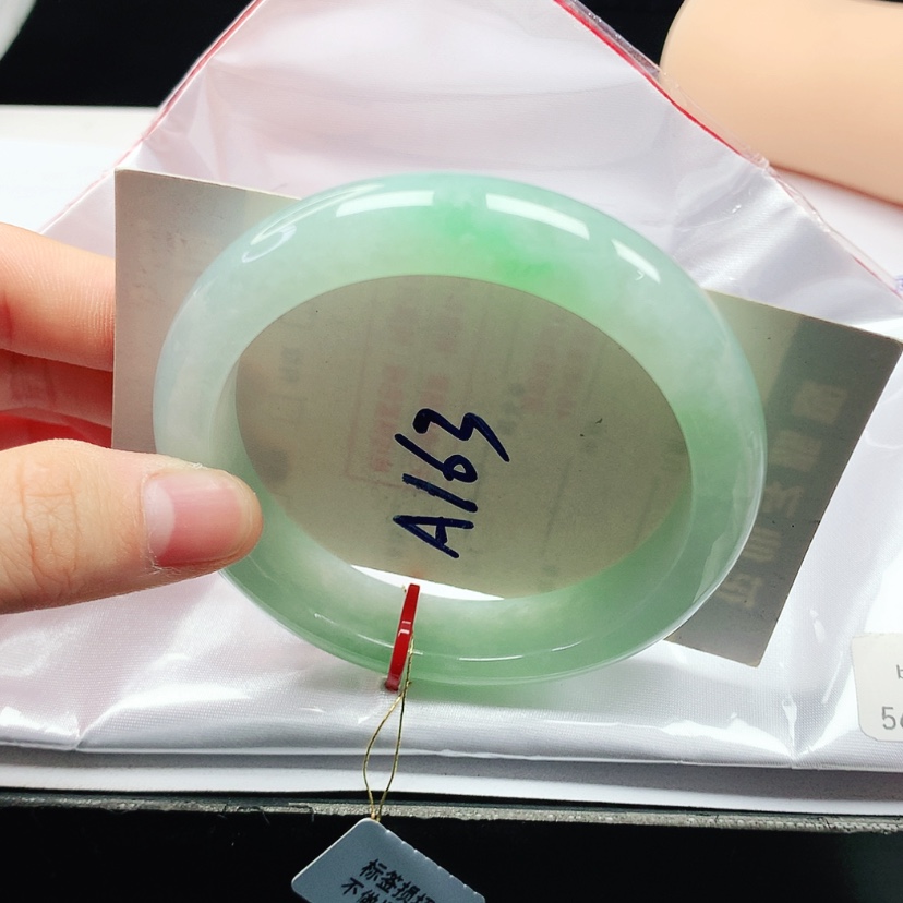 【闪购商品】翡翠手镯未镶嵌天然缅甸a货手镯56+