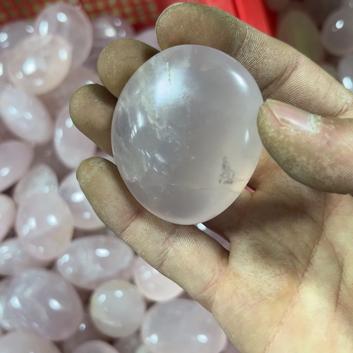 水晶262未镶嵌粉晶把玩