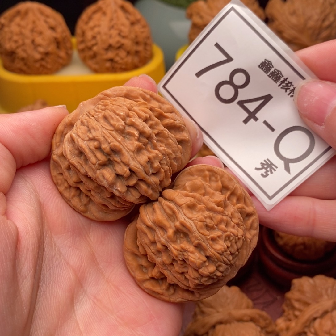 文玩核桃把件汉高楼44