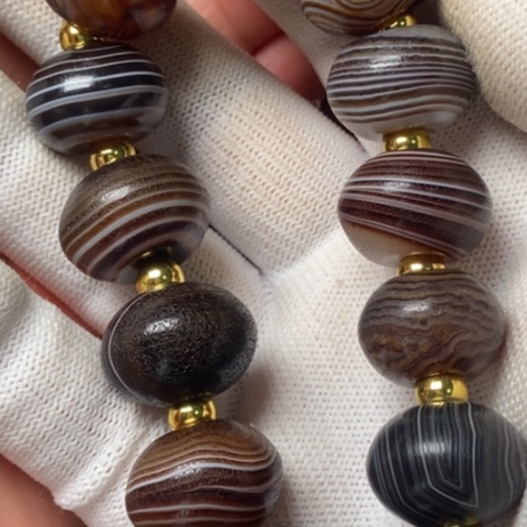 用***7玛瑙/玉髓未镶嵌颈饰