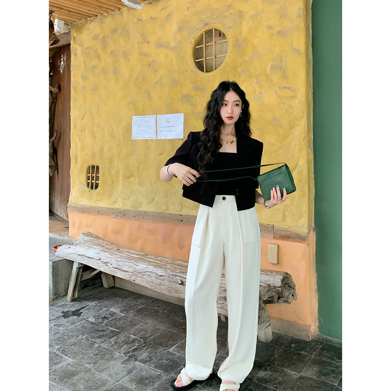 任小艺短袖正肩小西装外套女2024新款夏款短款显瘦休闲上衣小个子