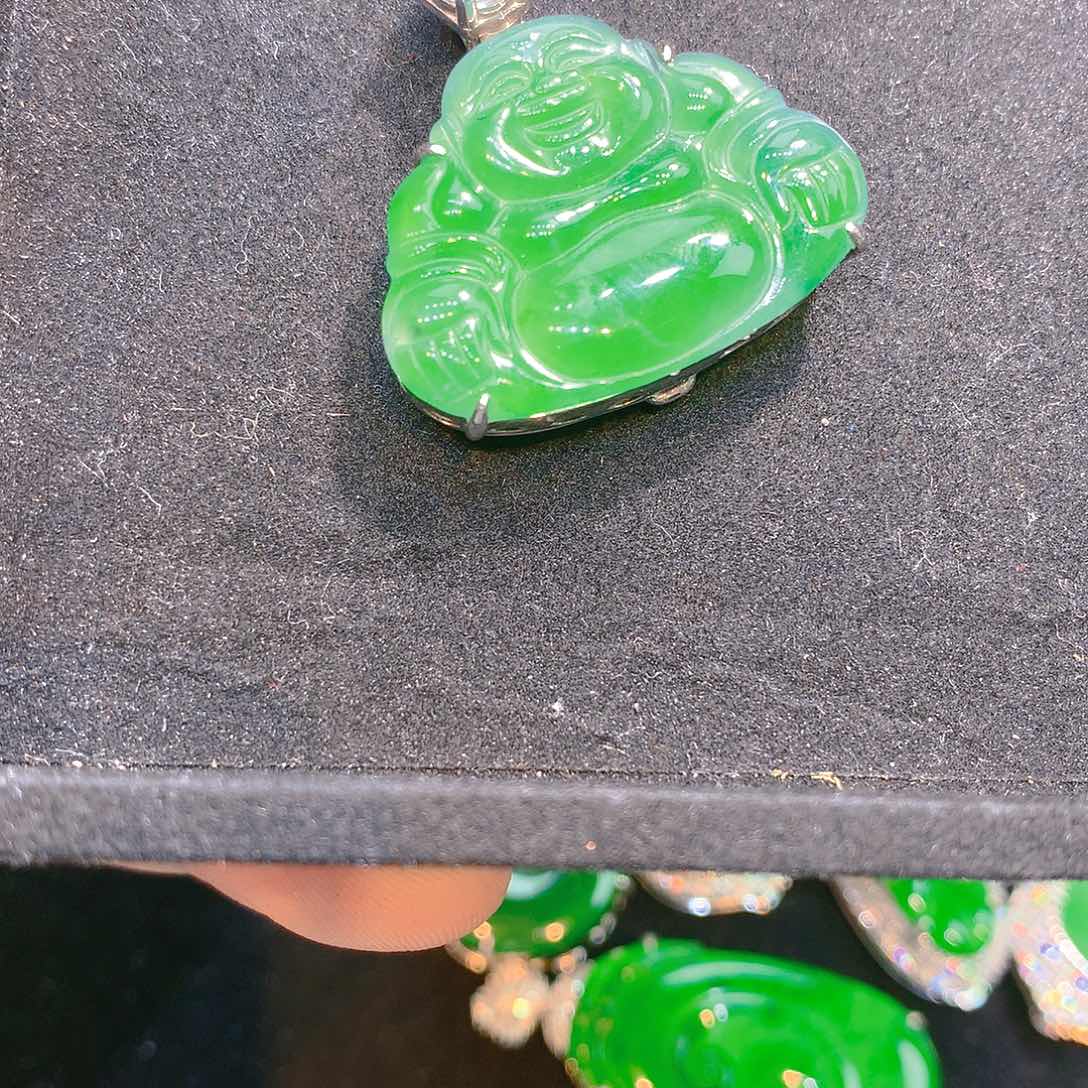 翡翠银S925镶嵌颈饰翡翠