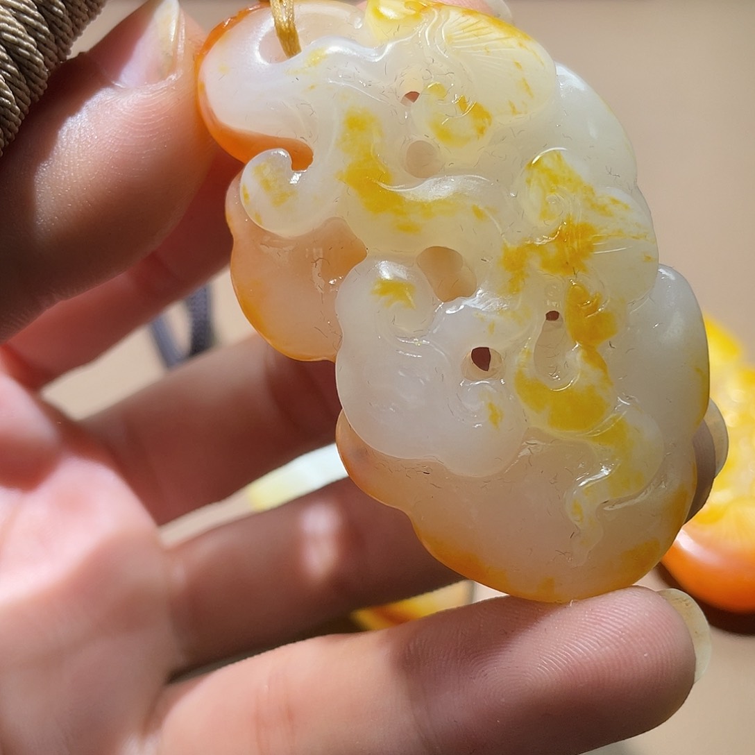 和田玉颈饰未镶嵌Z6