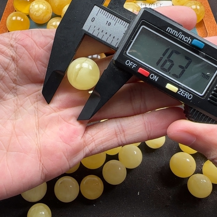 蜜蜡未镶嵌珠宝奇石天然197