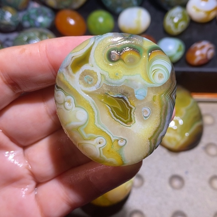 玛瑙/玉髓未镶嵌珠宝半成品